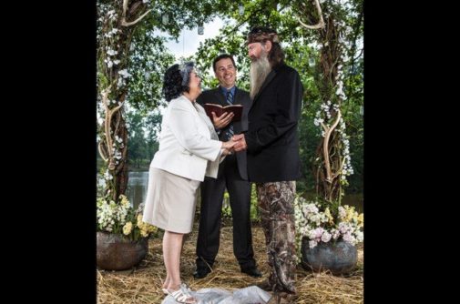 3-kay-and-phil-married-by-alan
