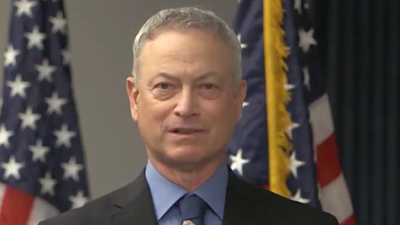 Gary Sinise to Host National Memorial Day Concert on PBS